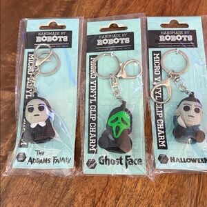 3 Handmade By Robots micro vinyl Clip Charm,  Keychains